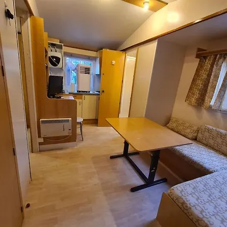 Mobile 2 4 Couchages *